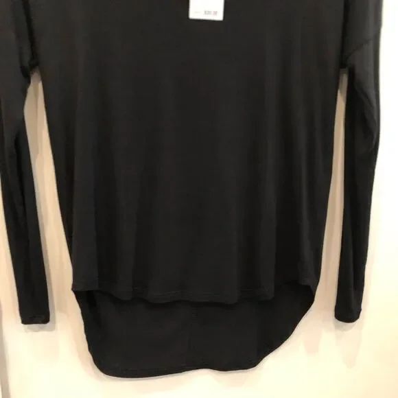 Black V-neck ballon sleeve long sleeve T-shirt - Picture 5 of 7
